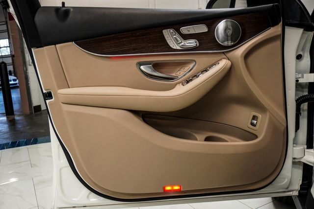 2020 Mercedes-Benz GLC GLC 300 4MATIC SUV - 22933450 - 23