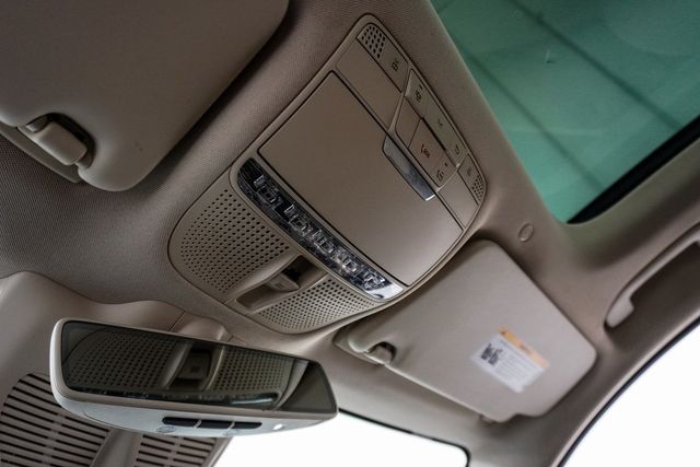 2020 Mercedes-Benz GLC GLC 300 4MATIC SUV - 22933450 - 32