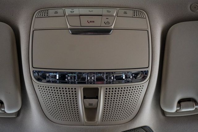 2020 Mercedes-Benz GLC GLC 300 4MATIC SUV - 22933450 - 33