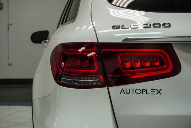 2020 Mercedes-Benz GLC GLC 300 4MATIC SUV - 22933450 - 45