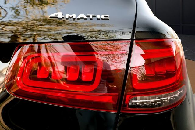 2020 Mercedes-Benz GLC GLC 300 4MATIC SUV - 23012531 - 31