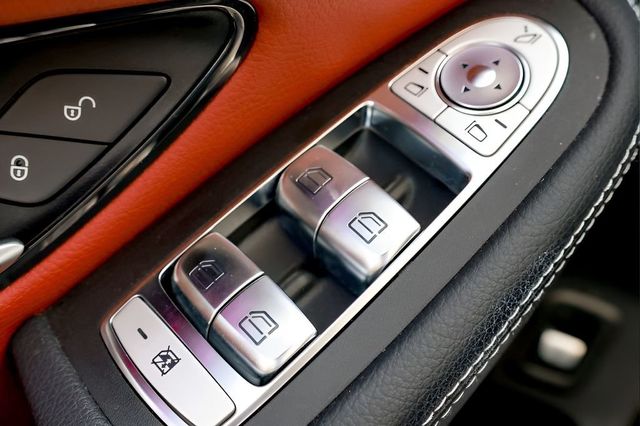 2020 Mercedes-Benz GLC GLC 300 4MATIC SUV - 23012531 - 39