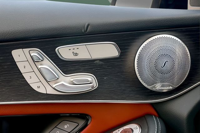 2020 Mercedes-Benz GLC GLC 300 4MATIC SUV - 23012531 - 40