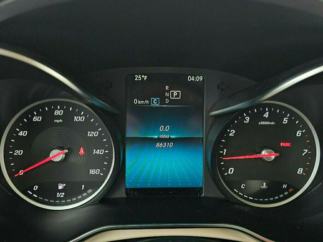 2020 Mercedes-Benz GLC GLC 300 4MATIC SUV - 22972433 - 32