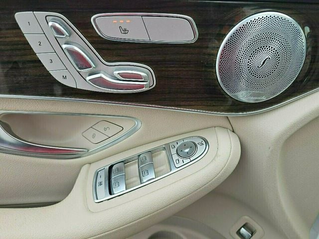 2020 Mercedes-Benz GLC GLC 300 4MATIC SUV - 22972433 - 34