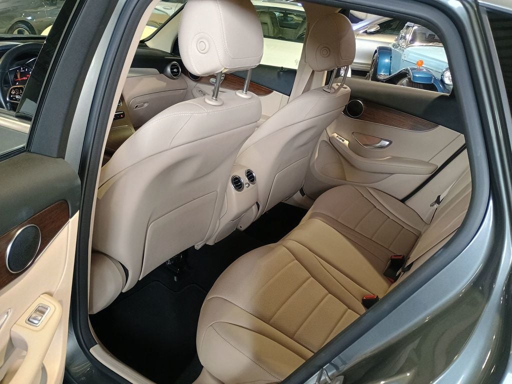 2020 Mercedes-Benz GLC GLC 300 4MATIC SUV Clean Carfax - 22923729 - 19