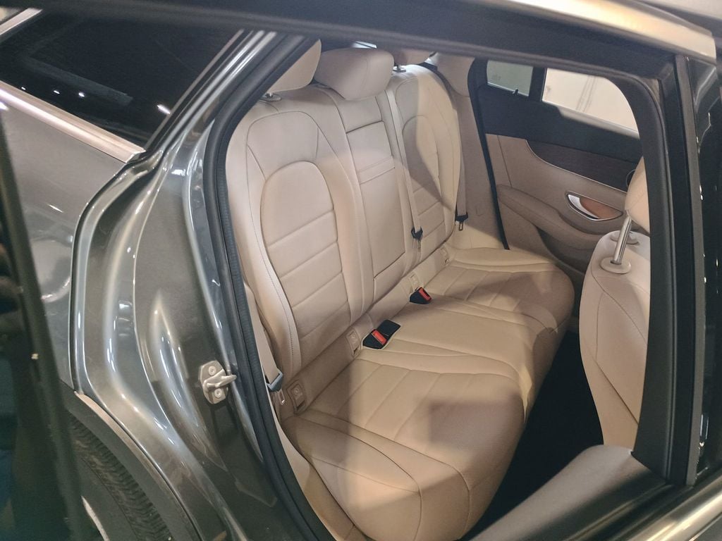 2020 Mercedes-Benz GLC GLC 300 4MATIC SUV Clean Carfax - 22923729 - 20