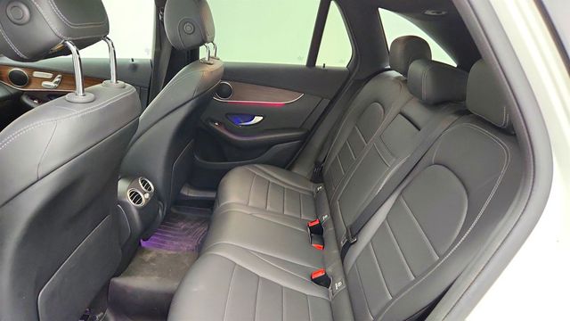 2020 Mercedes-Benz GLC GLC 300 4MATIC SUV w/ Parking Assist Pkg & Panorama Sunroof - 23037849 - 18