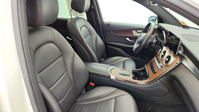 2020 Mercedes-Benz GLC GLC 300 4MATIC SUV w/ Parking Assist Pkg & Panorama Sunroof - 23037849 - 21