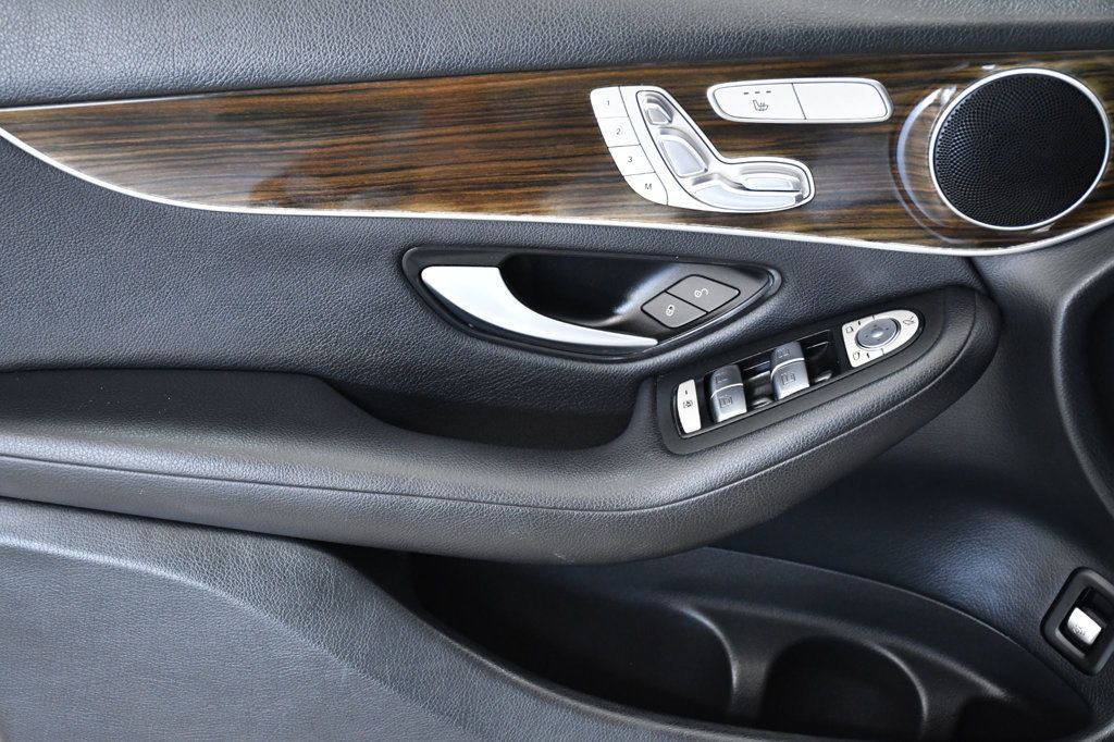 2020 Mercedes-Benz GLC GLC 300 SUV - 22919018 - 8