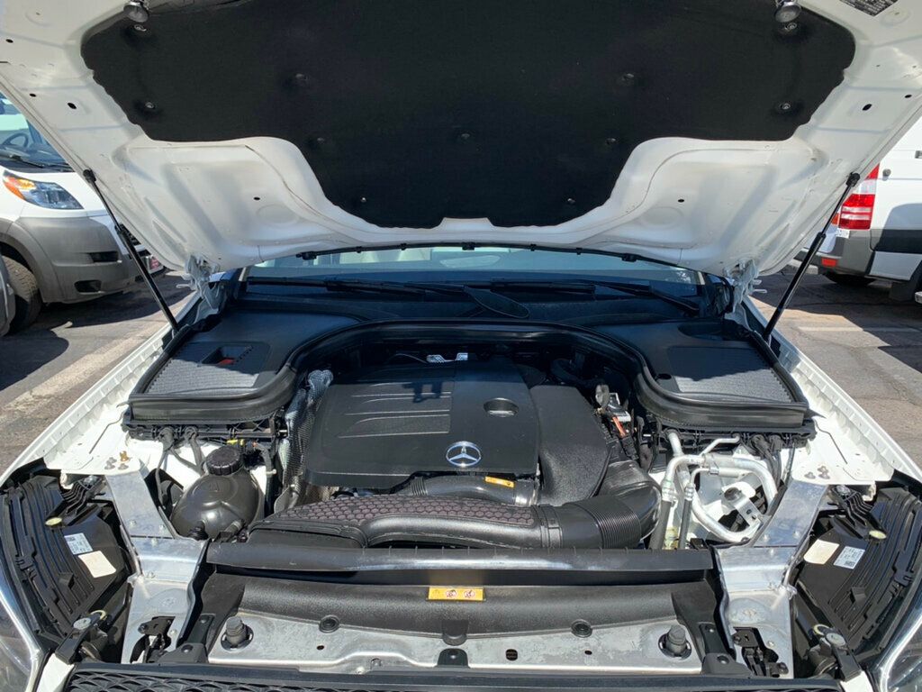 2020 Mercedes-Benz GLC GLC 300 SUV Pano roof - 22923085 - 41