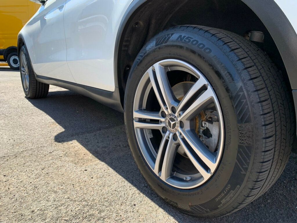 2020 Mercedes-Benz GLC GLC 300 SUV Pano roof - 22923085 - 46