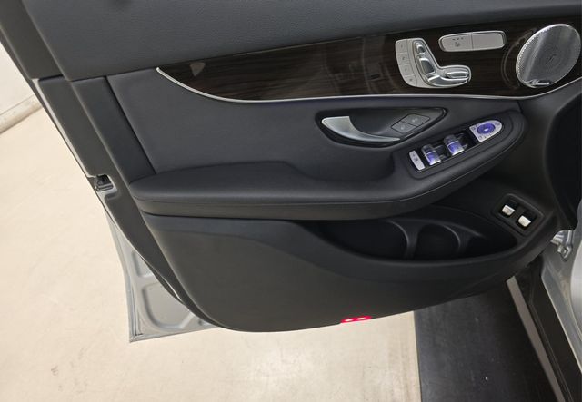 2020 Mercedes-Benz GLC GLC 350e 4MATIC SUV - 23054180 - 6