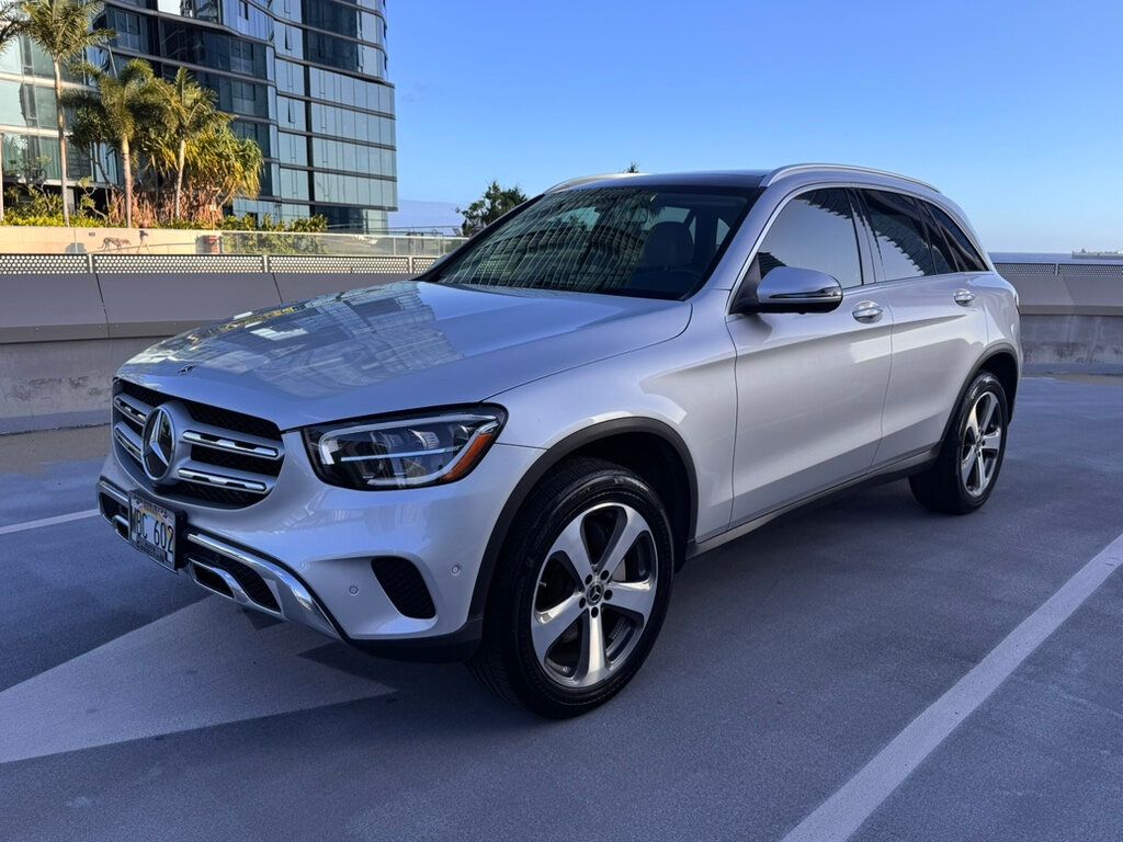 2020 Mercedes-Benz GLC Premium Package, Loaded, Great Shape, Dealer Serviced! - 23029081 | Video 1