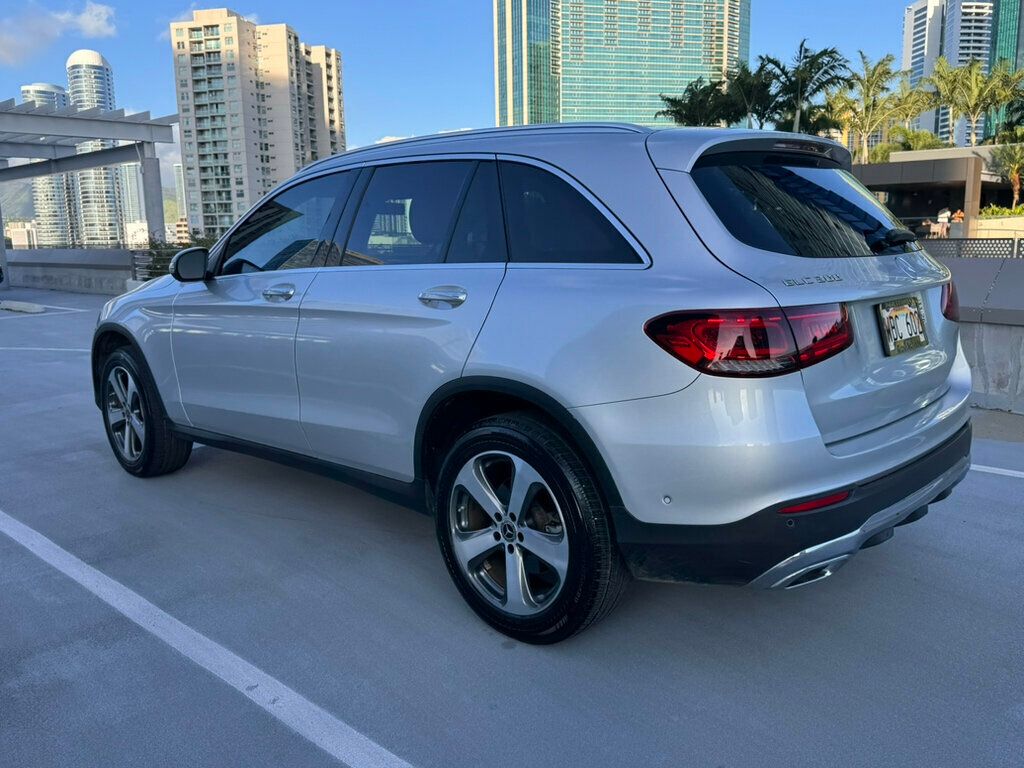 2020 Mercedes-Benz GLC Premium Package, Loaded, Great Shape, Dealer Serviced! - 23029081 - 9