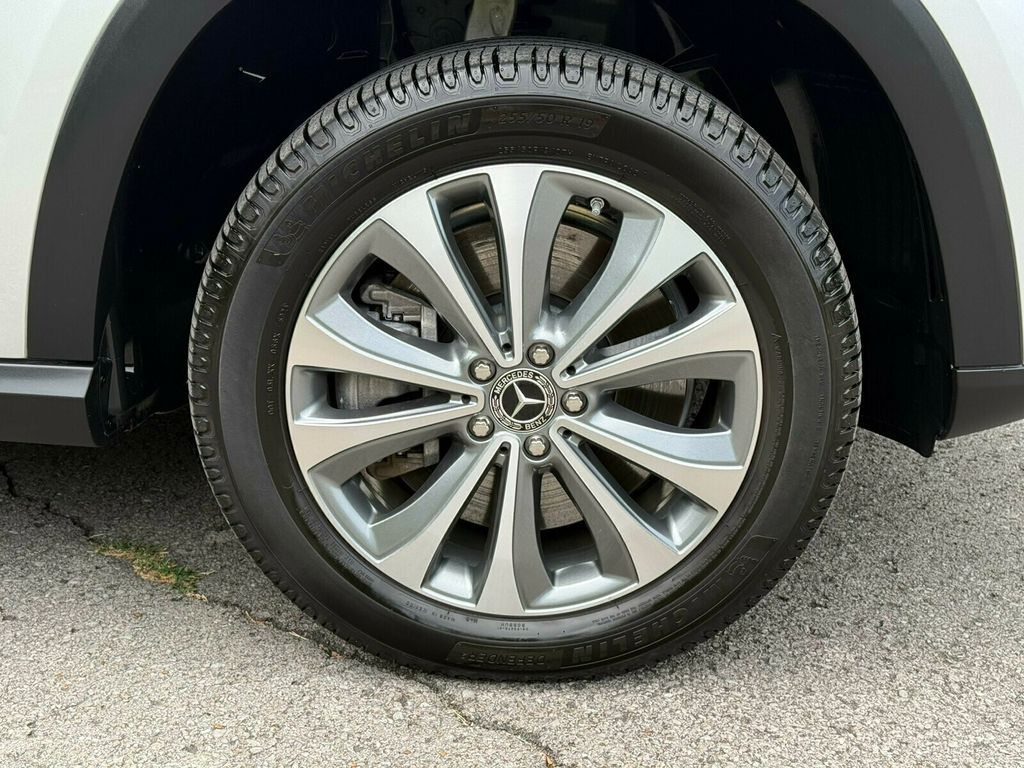 2020 Mercedes-Benz GLE 4MATIC/Heated&Cooled Massaging Seats/Driver Assist Pkg/Sunroof - 23054752 - 36