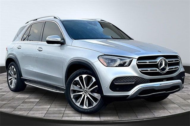 2020 Mercedes Benz GLE 350 4MATIC photo 3