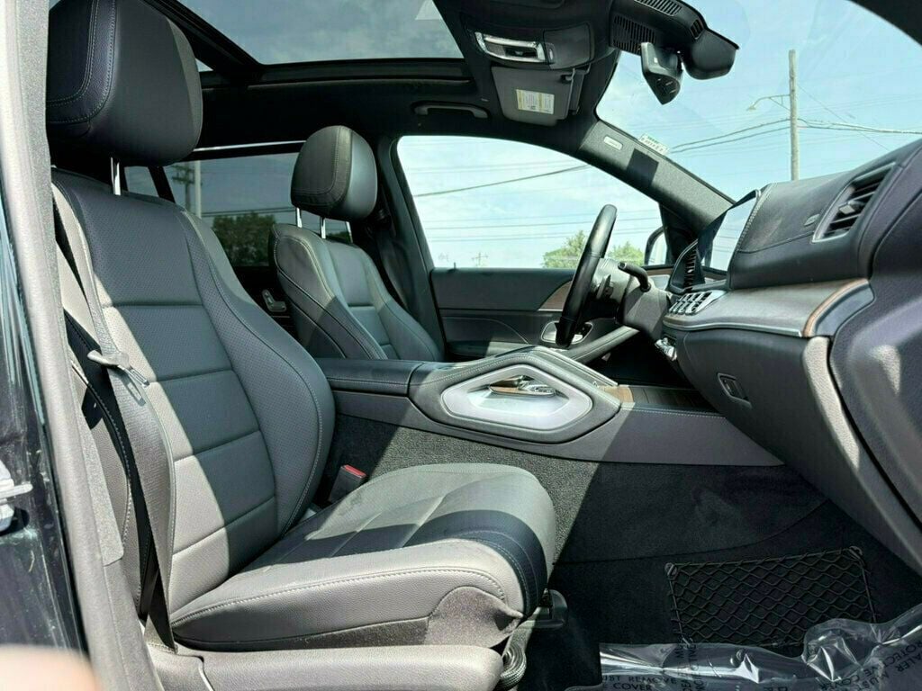 2020 Mercedes Benz GLS 450 4MATIC photo 13