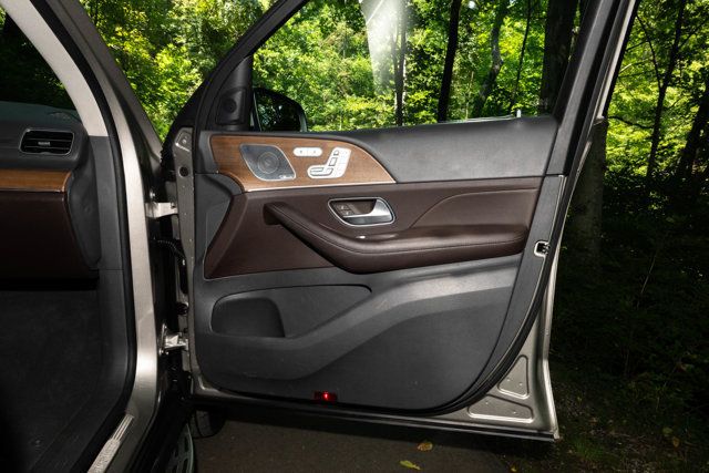 2020 Mercedes-Benz GLS LocalTrade/4MATIC/HeatedSeats/BurmesterAudio/PowerSunroof/NAV - 23057375 - 26