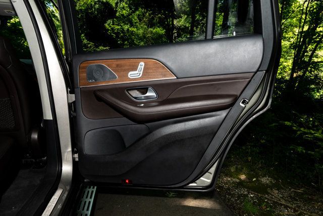 2020 Mercedes-Benz GLS LocalTrade/4MATIC/HeatedSeats/BurmesterAudio/PowerSunroof/NAV - 23057375 - 27