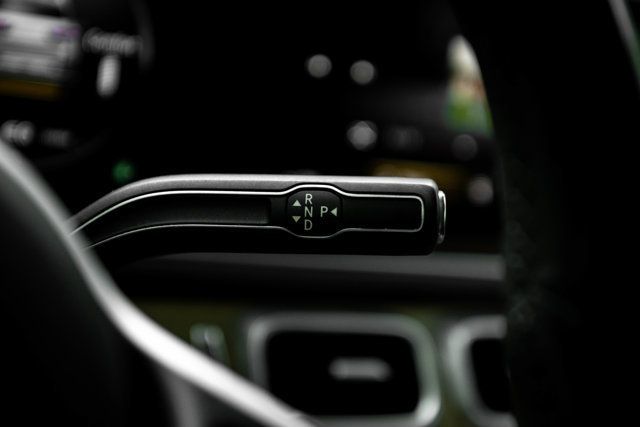 2020 Mercedes-Benz GLS LocalTrade/4MATIC/HeatedSeats/BurmesterAudio/PowerSunroof/NAV - 23057375 - 31