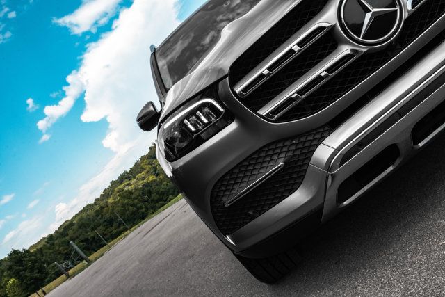 2020 Mercedes-Benz GLS LocalTrade/4MATIC/HeatedSeats/BurmesterAudio/PowerSunroof/NAV - 23057375 - 3