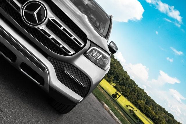 2020 Mercedes-Benz GLS LocalTrade/4MATIC/HeatedSeats/BurmesterAudio/PowerSunroof/NAV - 23057375 - 4
