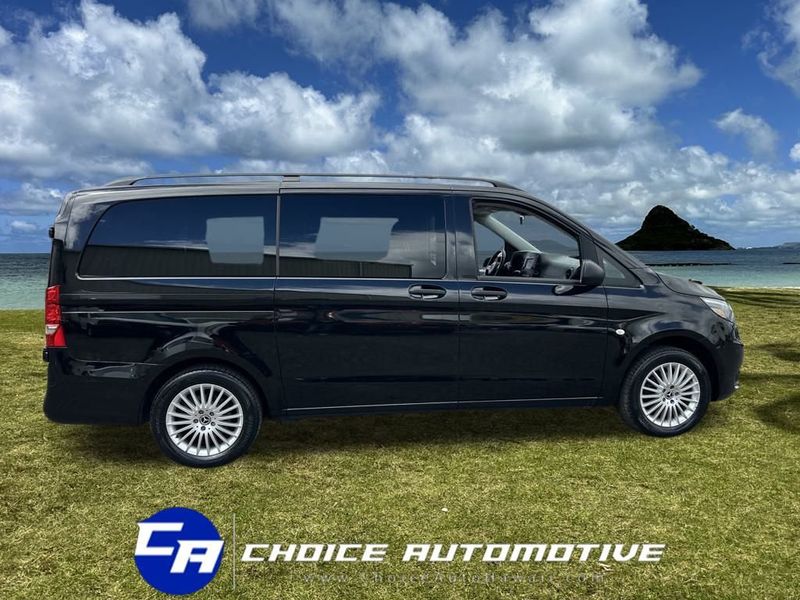 2020 Mercedes Benz Metris Passenger Van photo 7