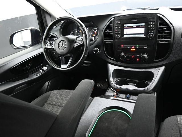 2020 Mercedes-Benz Metris Passenger Van Metris Passenger Van Standard Roof 126" Wheelbase - 22990400 - 11