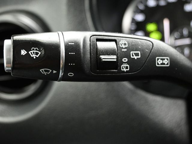 2020 Mercedes-Benz Metris Passenger Van Metris Passenger Van Standard Roof 126" Wheelbase - 22990400 - 17