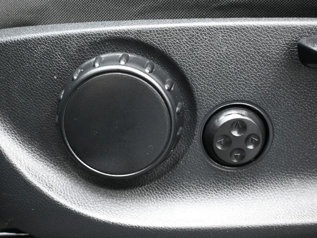 2020 Mercedes-Benz Metris Passenger Van Metris Passenger Van Standard Roof 126" Wheelbase - 22990400 - 8