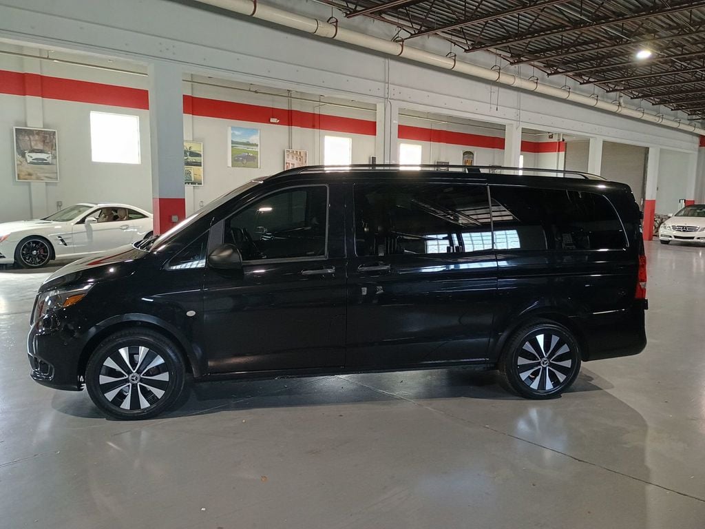 2020 Mercedes-Benz Metris Passenger Van Metris Passenger Van Standard Roof 126" Wheelbase - 23068375 - 1