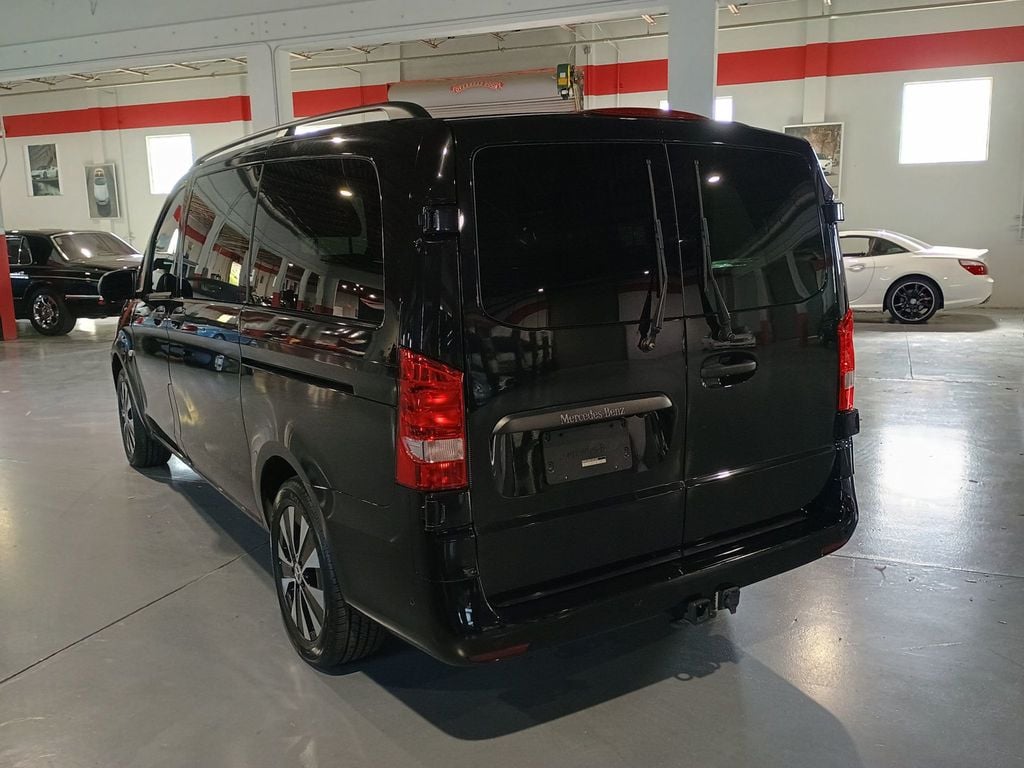 2020 Mercedes-Benz Metris Passenger Van Metris Passenger Van Standard Roof 126" Wheelbase - 23068375 - 2