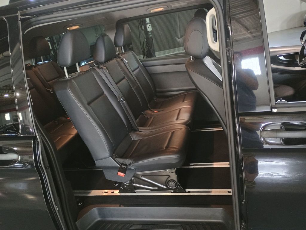 2020 Mercedes-Benz Metris Passenger Van Metris Passenger Van Standard Roof 126" Wheelbase - 23068375 - 36