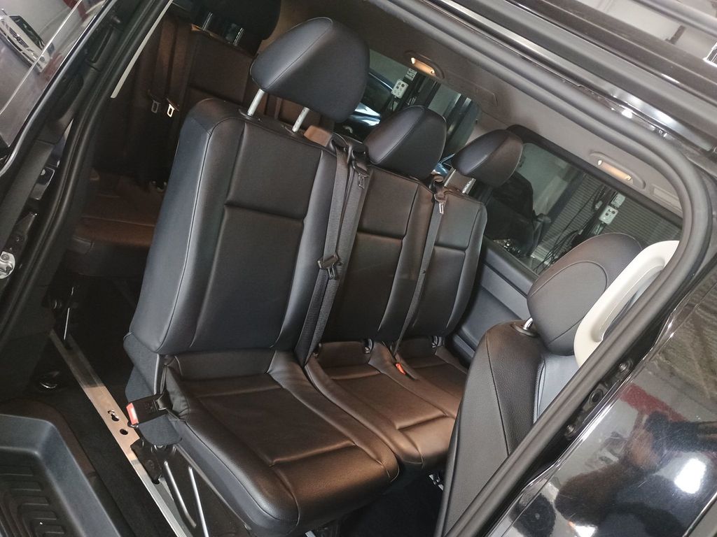 2020 Mercedes-Benz Metris Passenger Van Metris Passenger Van Standard Roof 126" Wheelbase - 23068375 - 37