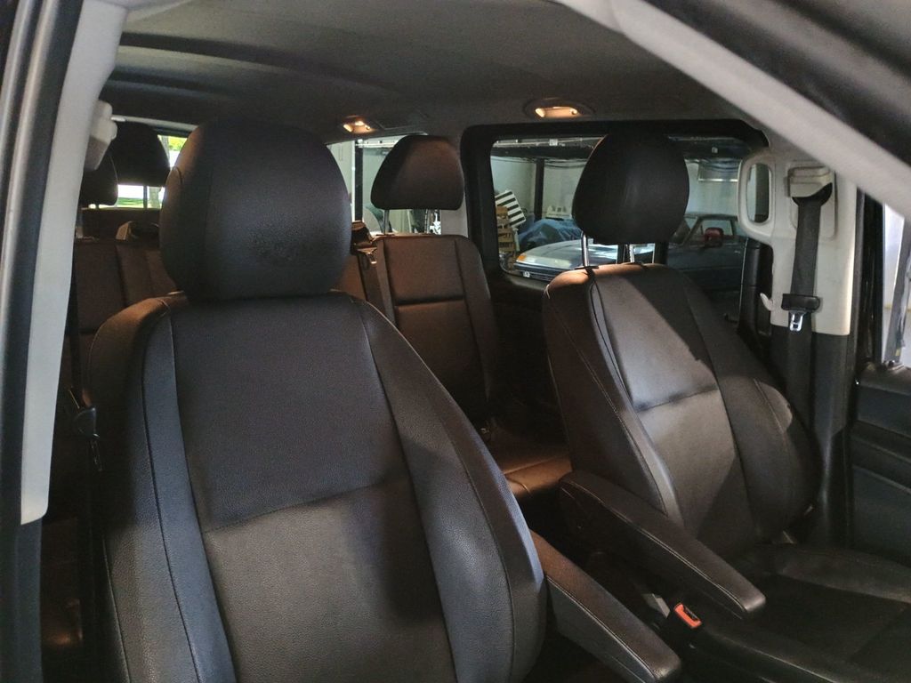 2020 Mercedes-Benz Metris Passenger Van Metris Passenger Van Standard Roof 126" Wheelbase - 23068375 - 43