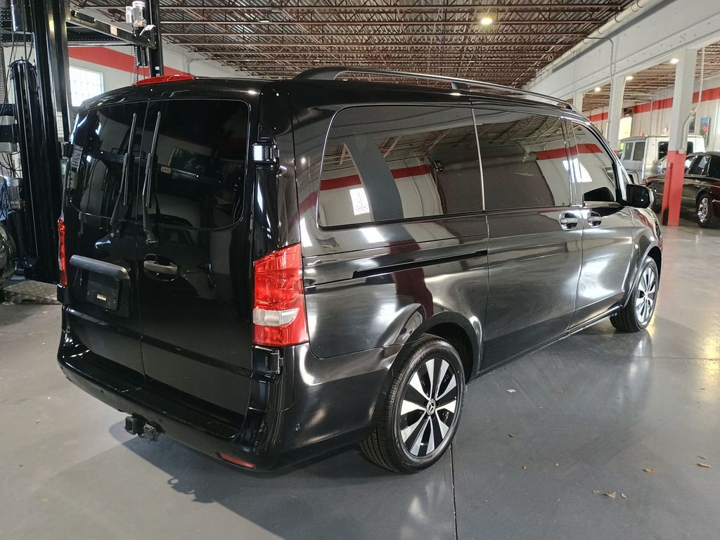 2020 Mercedes-Benz Metris Passenger Van Metris Passenger Van Standard Roof 126" Wheelbase - 23068375 - 4