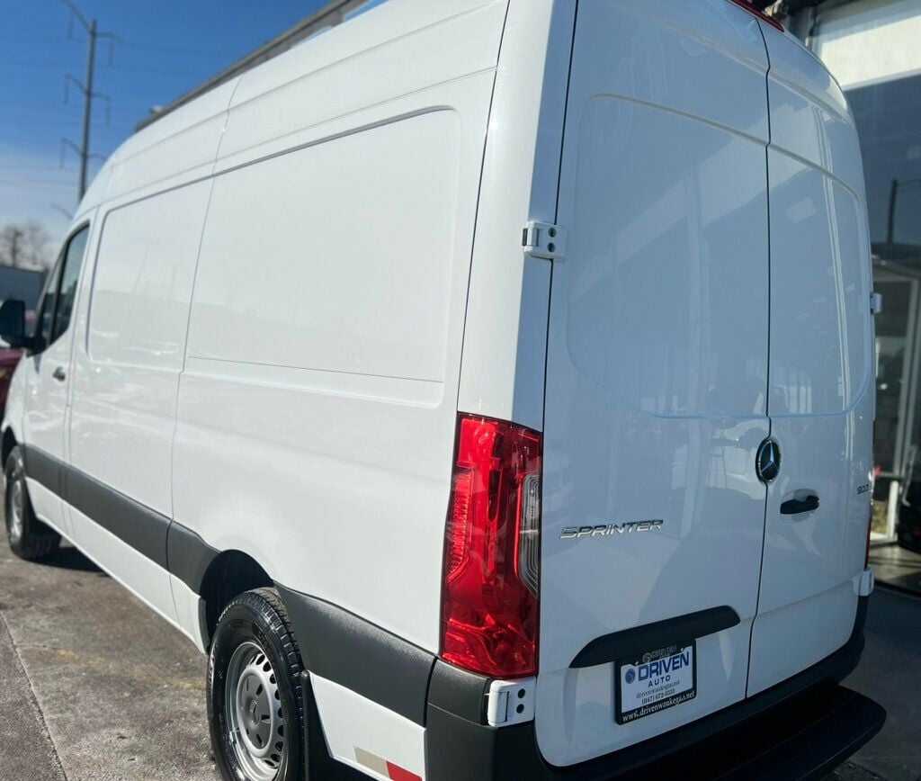 2020 Mercedes-Benz Sprinter Cargo Van 1500 Standard Roof I4 144" RWD - 22736229 - 33