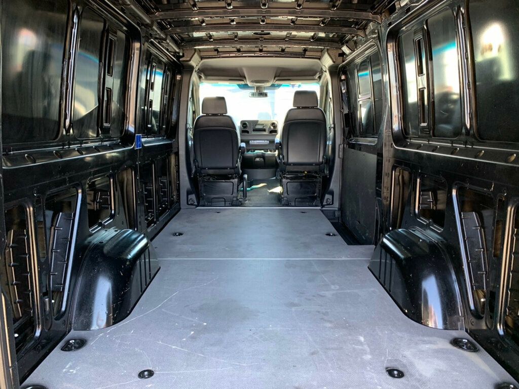 2020 Mercedes-Benz Sprinter Cargo Van 2500 Standard Roof V6 144" RWD - 23047687 - 6
