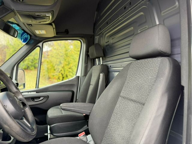 2020 Mercedes-Benz Sprinter Cargo Van 2500 Standard Roof V6 144" RWD - 22991677 - 19