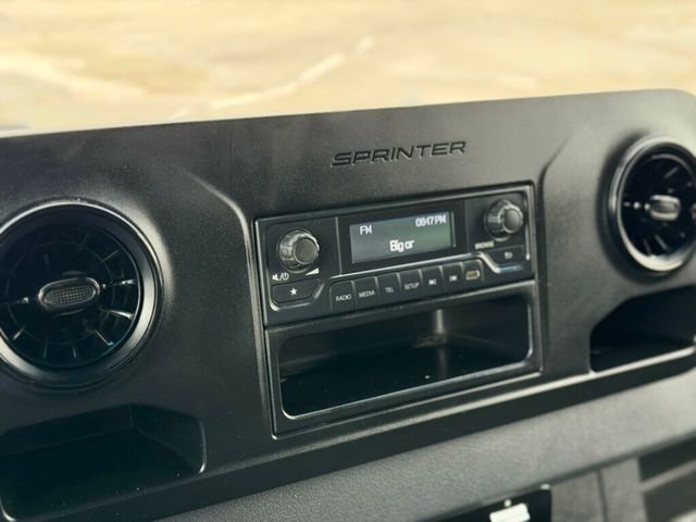 2020 Mercedes-Benz Sprinter Cargo Van 2500 Standard Roof V6 144" RWD - 22991677 - 24