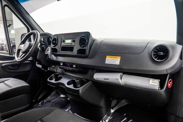 2020 Mercedes-Benz Sprinter Cargo Van 2500 Standard Roof V6 144" RWD - 22967579 - 14