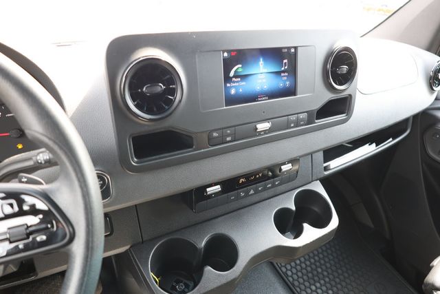 2020 Mercedes-Benz Sprinter Crew Van 2500 Standard Roof V6 144'' w/ Comfort Plus & Premium Packages - 22997989 - 12