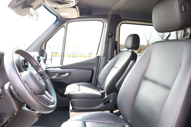 2020 Mercedes-Benz Sprinter Crew Van 2500 Standard Roof V6 144'' w/ Comfort Plus & Premium Packages - 22997989 - 16