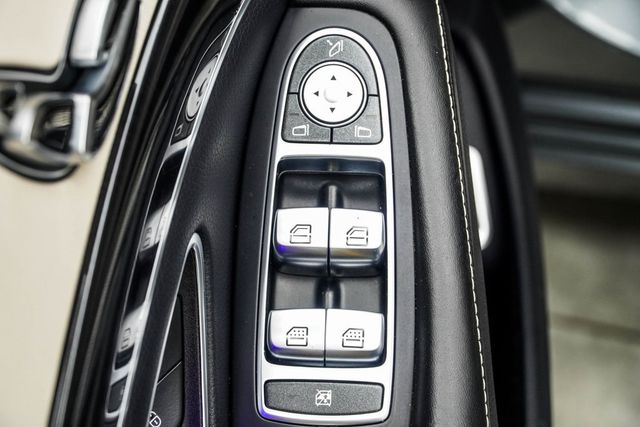 2020 Mercedes-Benz S-Class S 560 4MATIC Sedan - 22886131 - 32