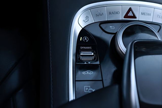 2020 Mercedes-Benz S-Class S 560 4MATIC Sedan - 22987913 - 43