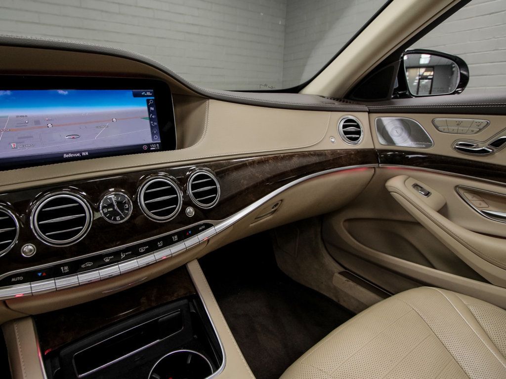 Mercedes-Benz S-Class photo 18