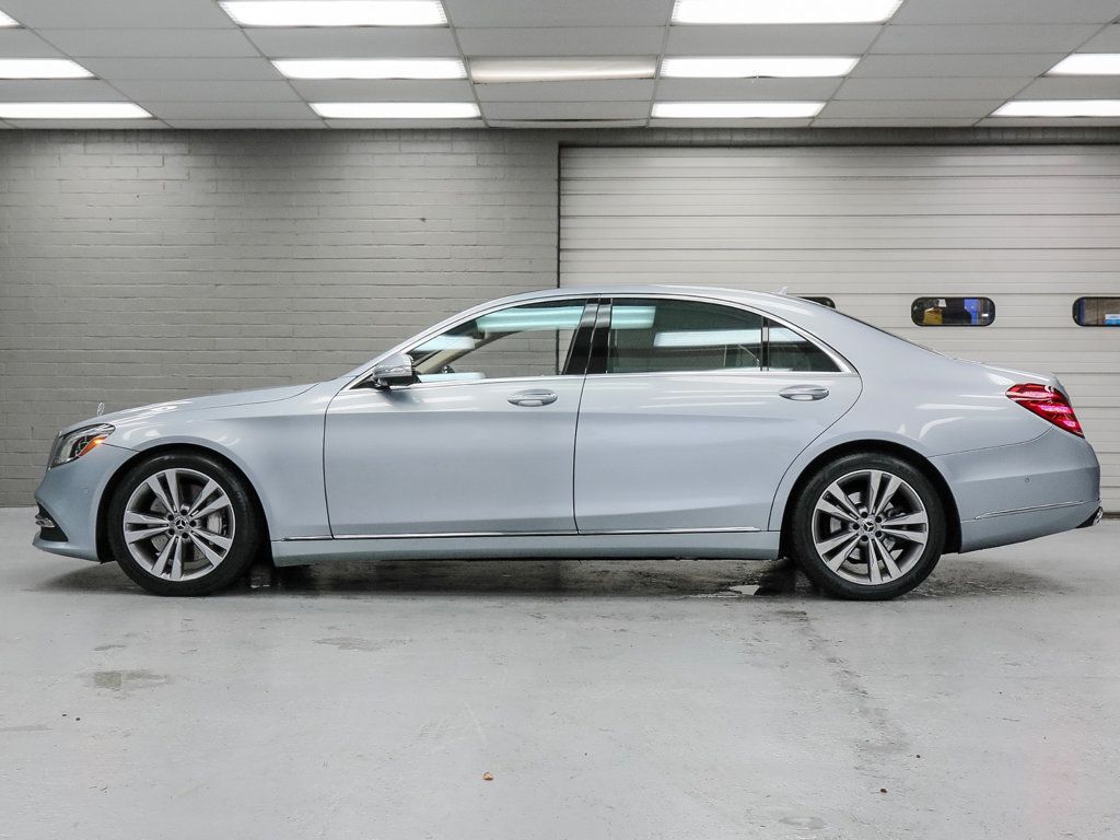 Mercedes-Benz S-Class photo 4