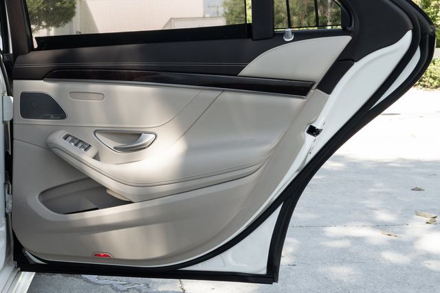 2020 Mercedes-Benz S-Class S 560 Sedan - 22990401 - 25