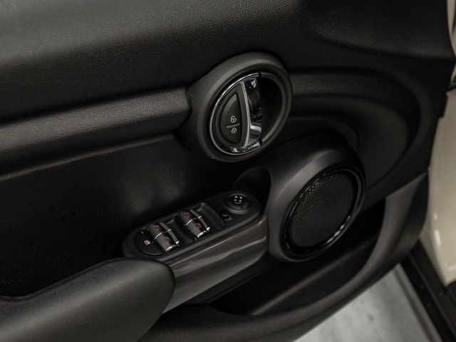 2020 MINI Cooper Hardtop 4 Door  - 22975769 - 25